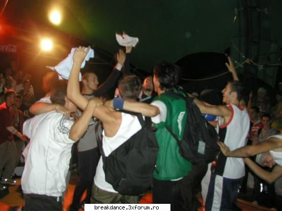 ---:::MoonWalkerz Crew | Timisoara | :::--- - MoonWalkerzCrew jumpin' around @ - Trupe