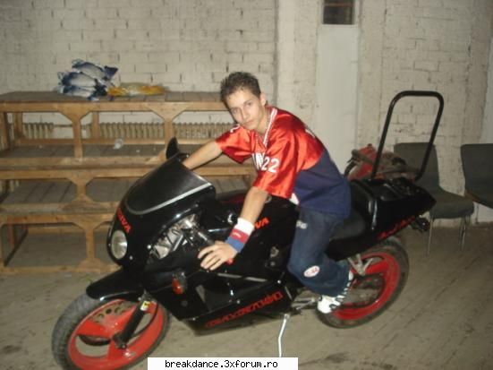 TRUPA UN-X - eram pe un motorash...:D - Trupe