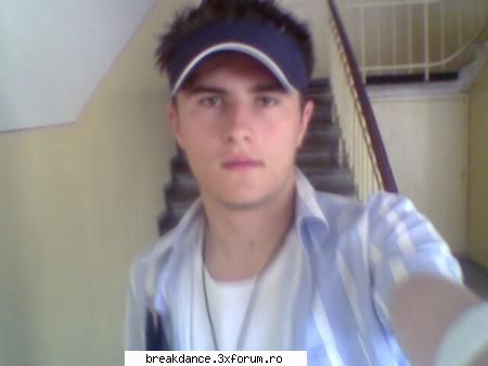 intrebare - sal! am sho o ntrebare pt. voi....cate ore - Bboyin` Chat